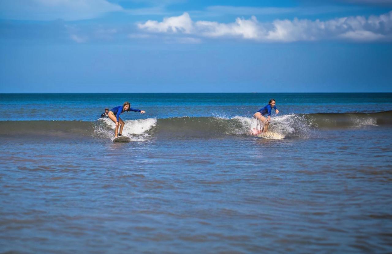 Hotel Surf Ranch Tamarindo Extérieur photo