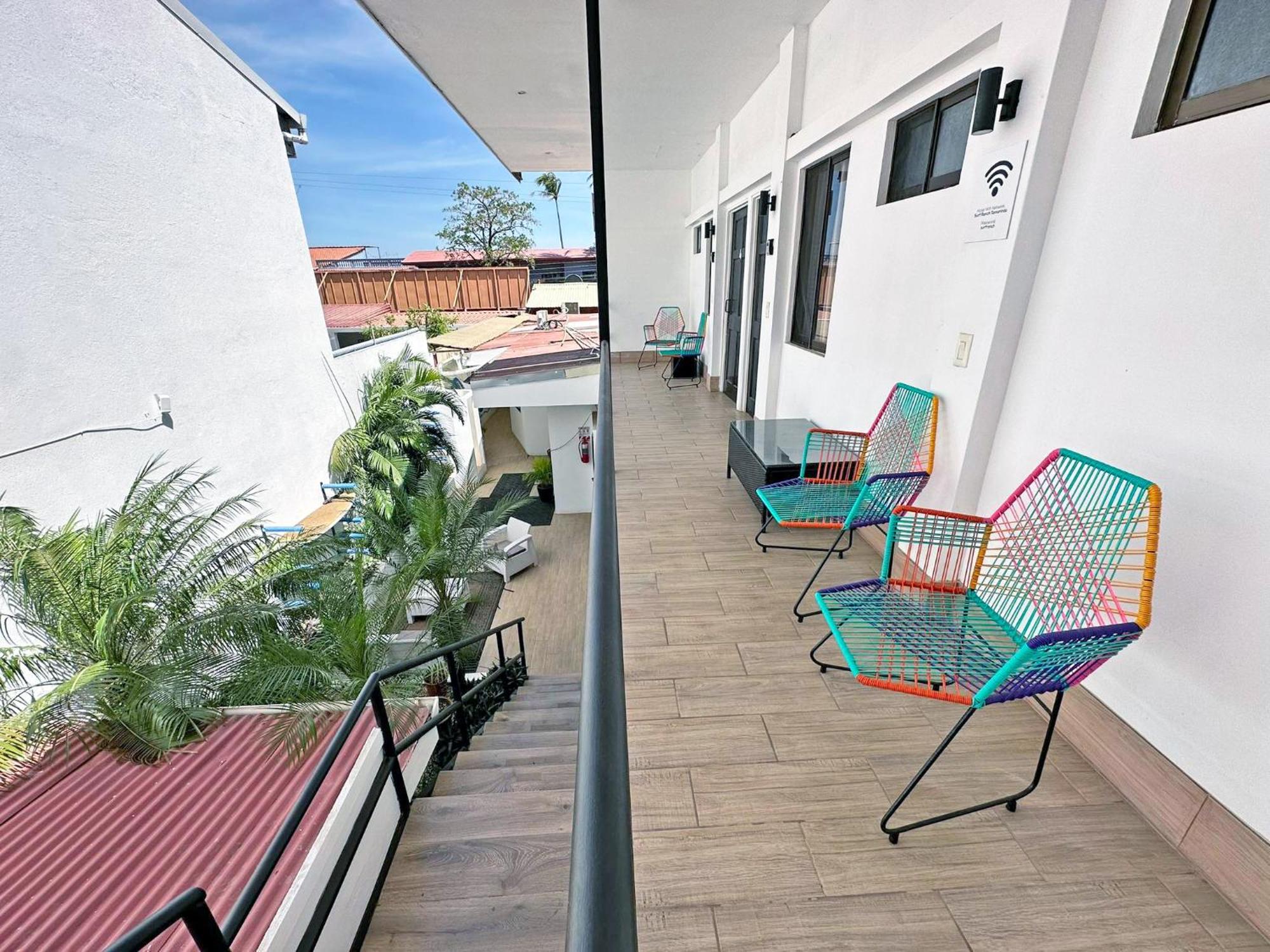 Hotel Surf Ranch Tamarindo Extérieur photo