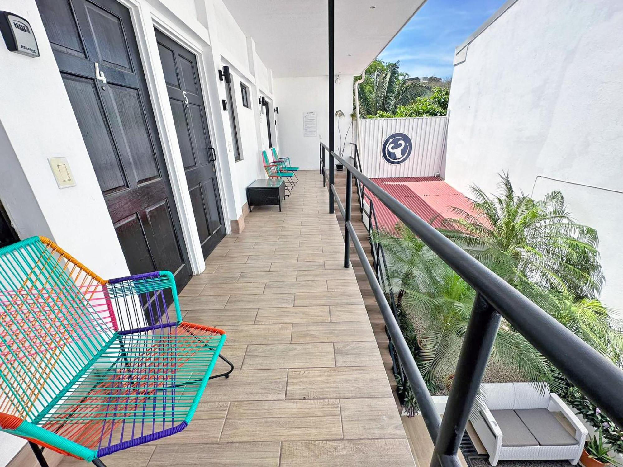 Hotel Surf Ranch Tamarindo Extérieur photo