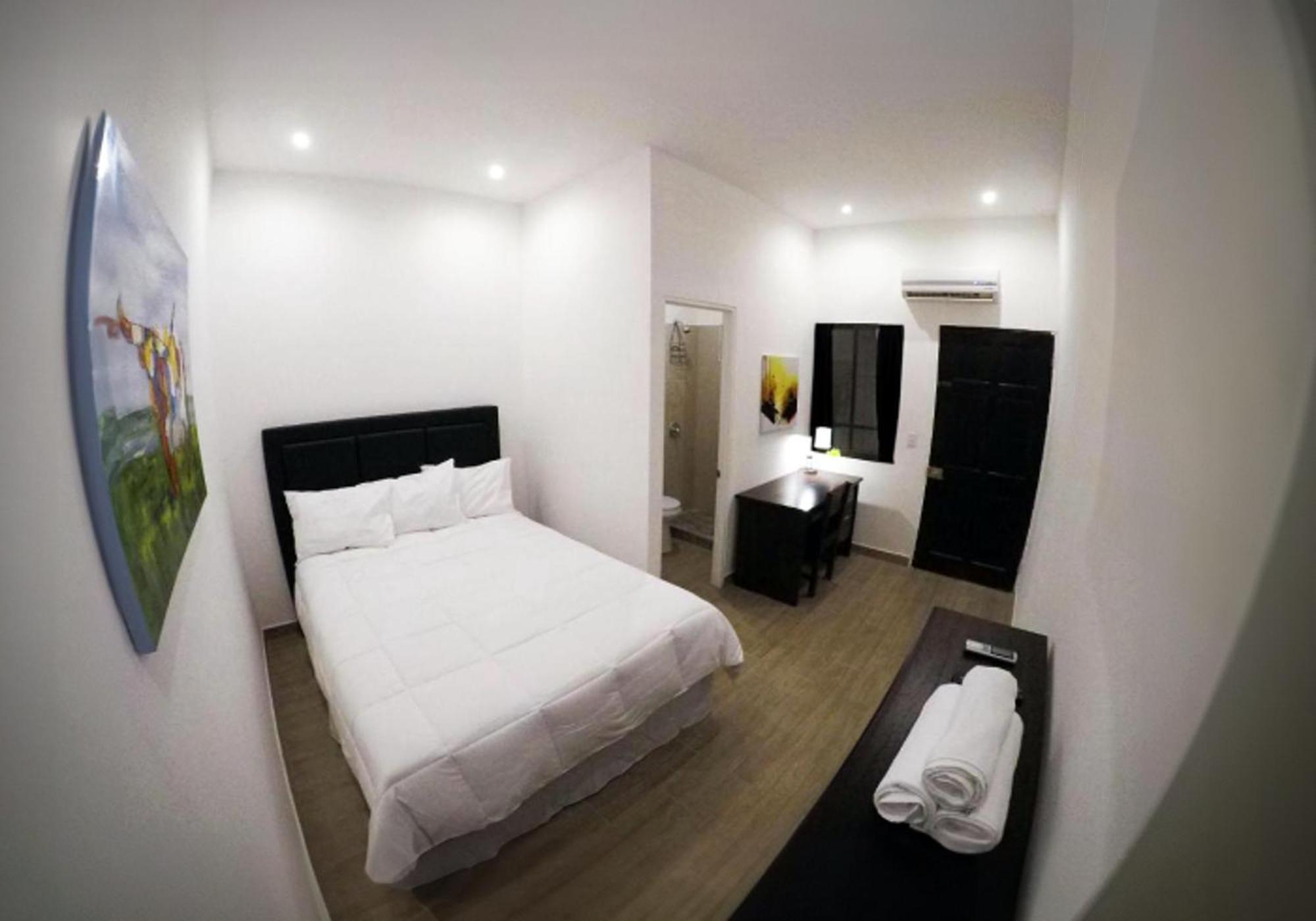 Hotel Surf Ranch Tamarindo Extérieur photo