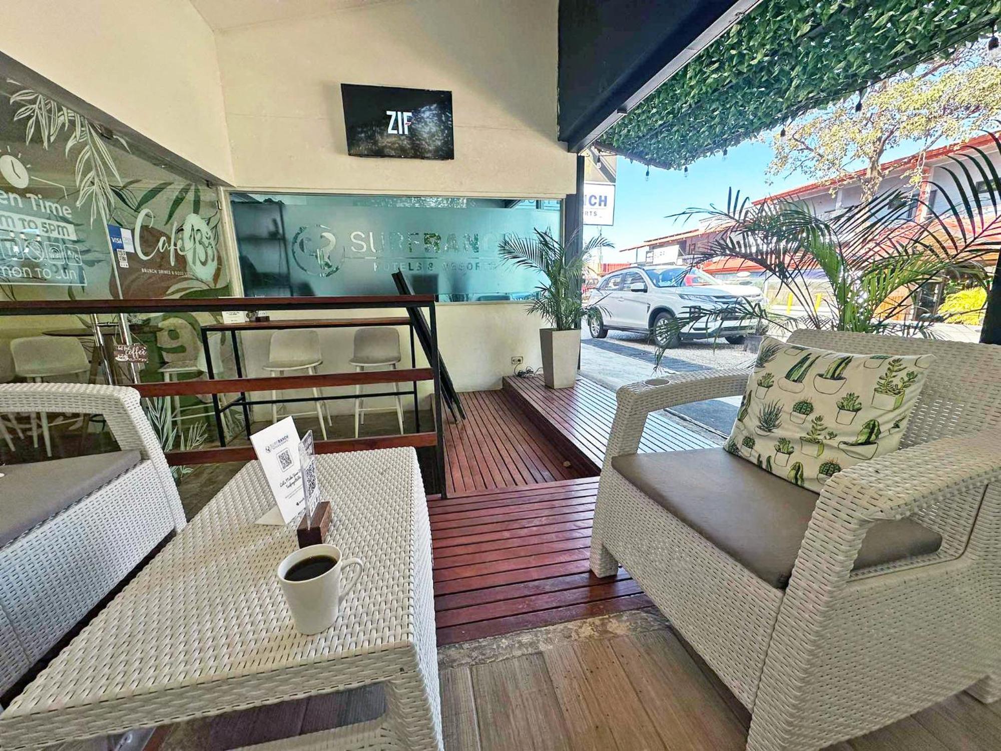 Hotel Surf Ranch Tamarindo Extérieur photo