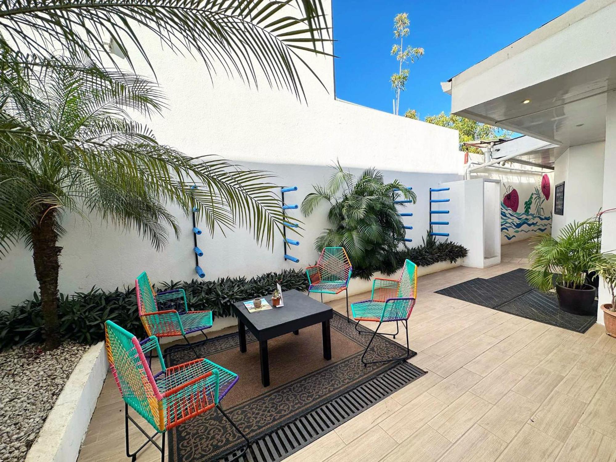 Hotel Surf Ranch Tamarindo Extérieur photo