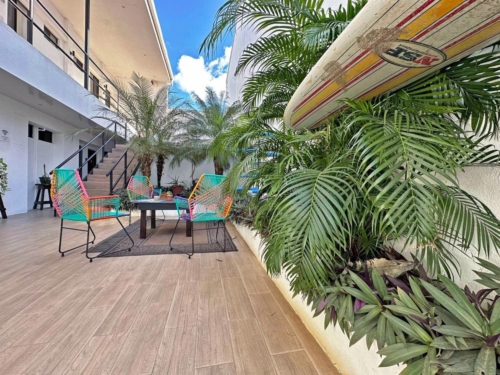 Hotel Surf Ranch Tamarindo Extérieur photo